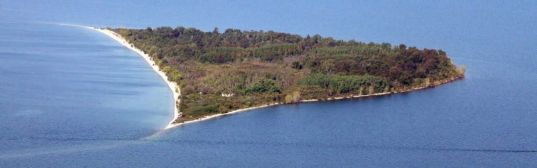 Private Island in Marinette, Wisconsin, United States 2 - 17616391