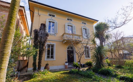 Villa a Santa Maria del Giudice - San Lorenzo a Vaccoli, Lucca, Toscana 1