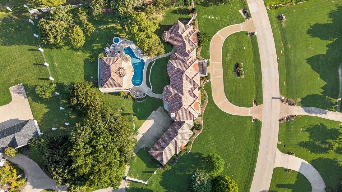 House in Lewisville, Texas, United States 3 - 17616823
