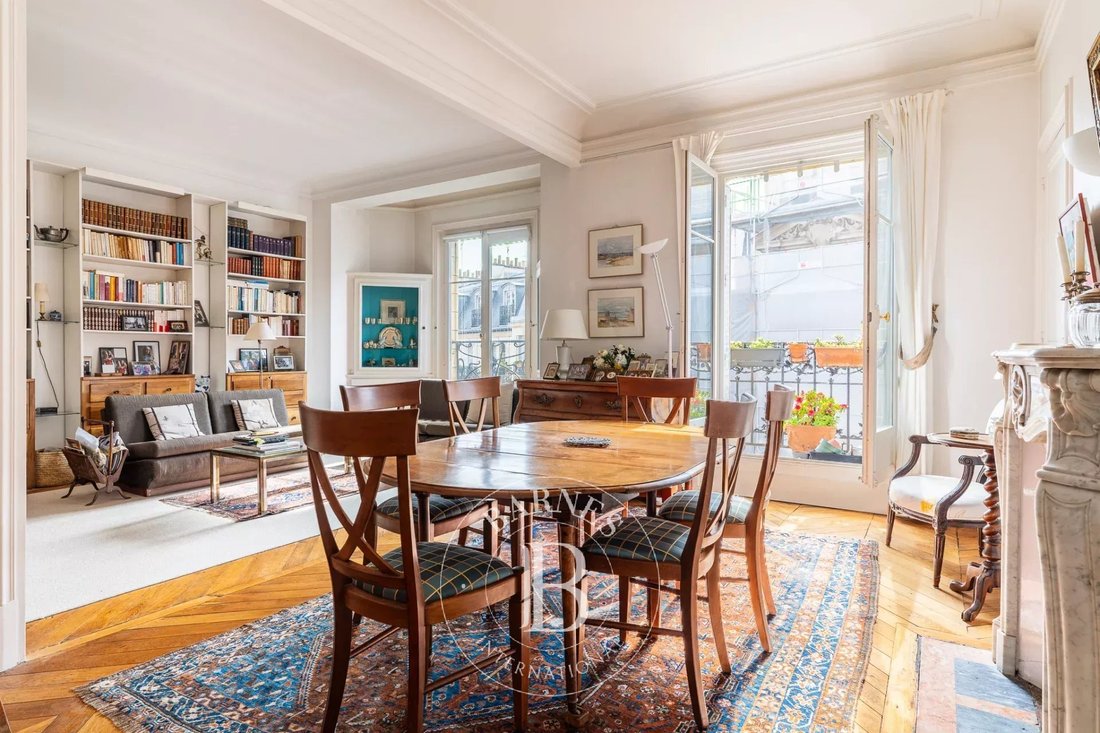 Apartment in Muette Nord, Paris 16e Arrondissement, Paris 2 - 17616854