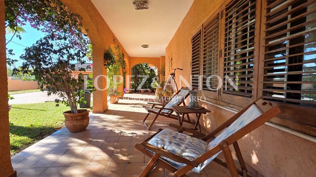 Villa in la Pobla de Vallbona, Valencian Community, Spain 4 - 17616848