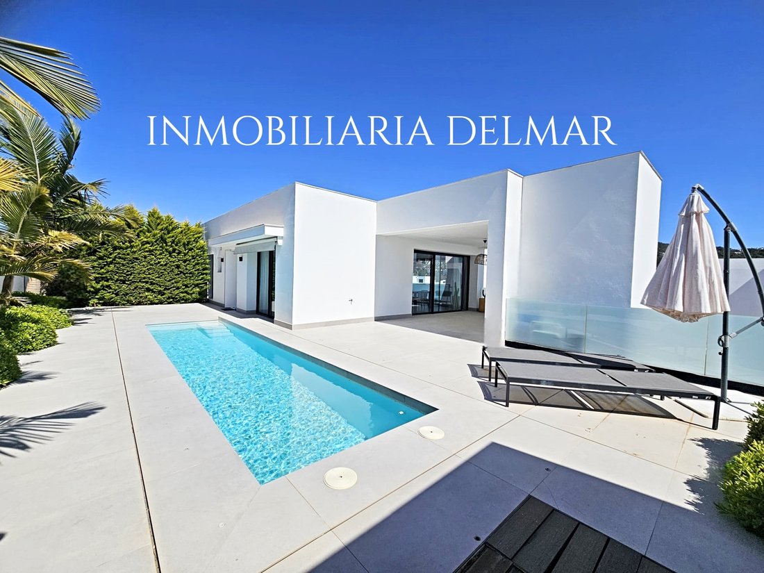 Villa in Santa Eularia des Riu, Balearic Islands, Spain 1 - 17616865