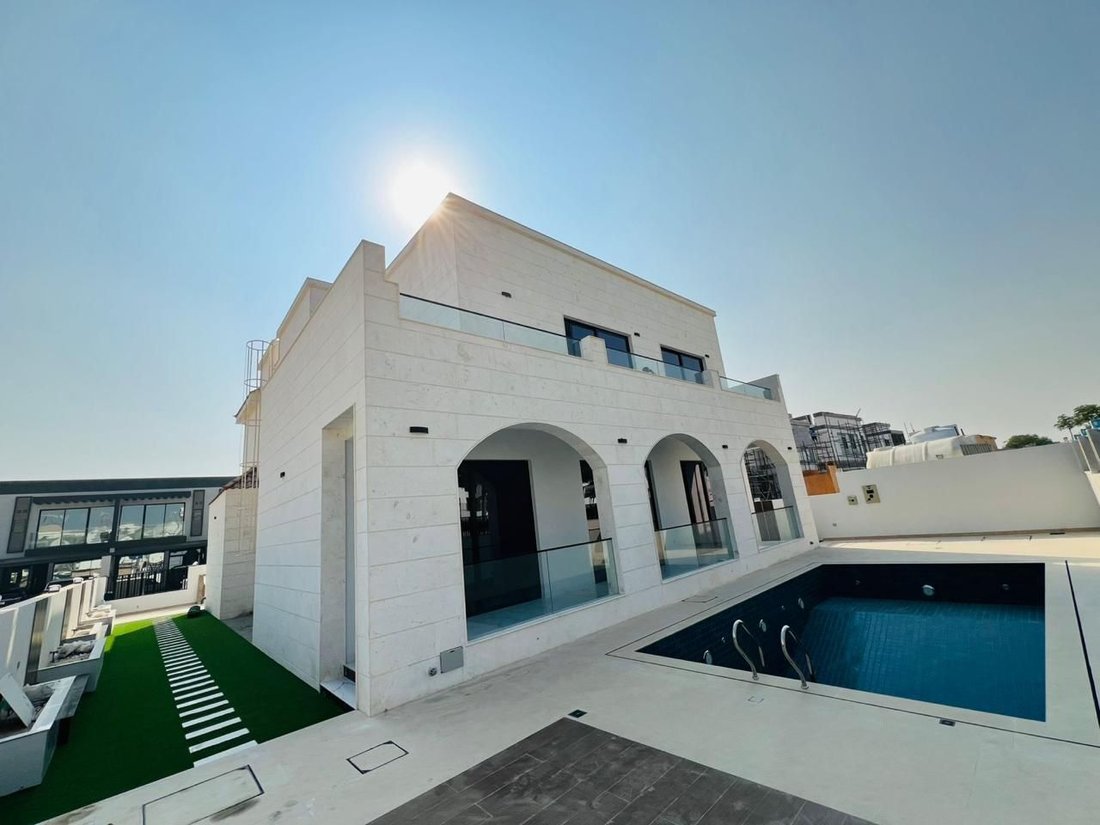 Villa in Al Furjan, Dubai, United Arab Emirates 1 - 17617719