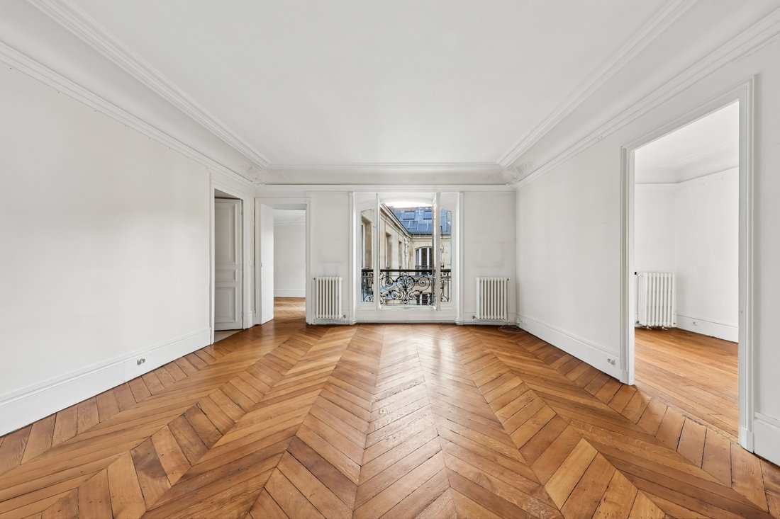 Apartment in Sorbonne, Paris 5e Arrondissement, Paris 1 - 17616916