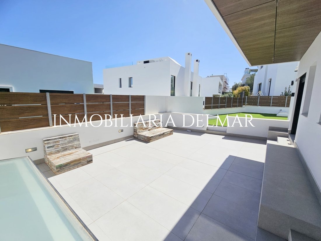 Villa in Santa Eularia des Riu, Balearic Islands, Spain 4 - 17616865