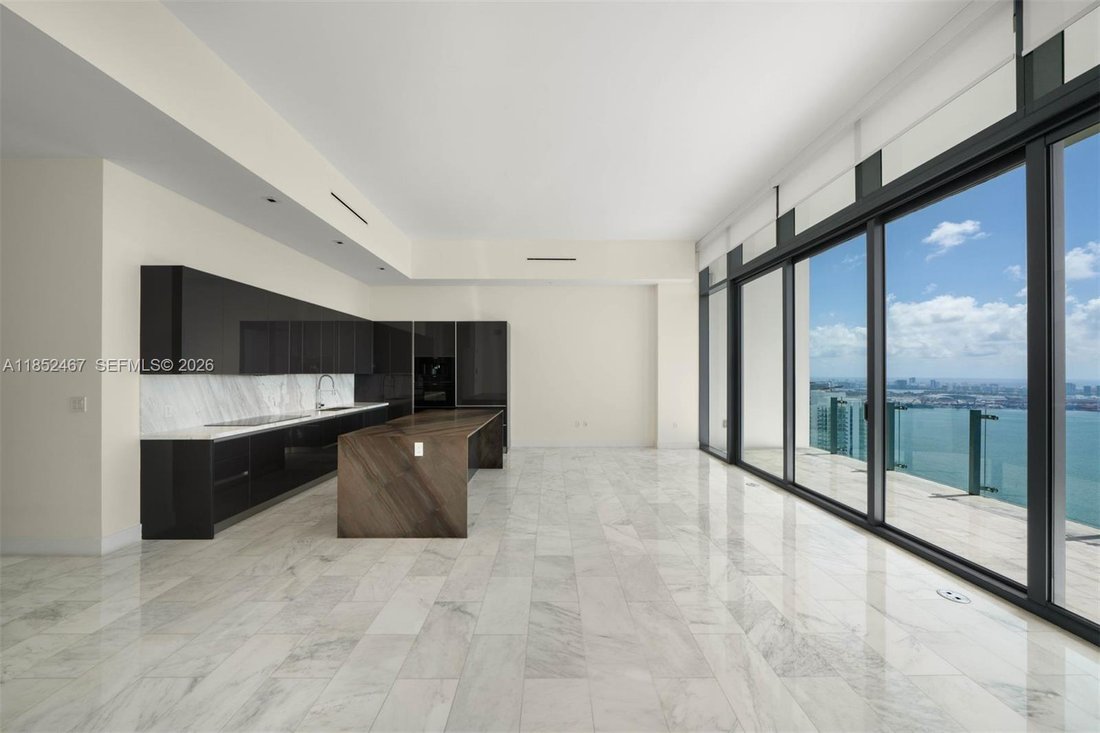 Condo in Miami, Florida, United States 4 - 16017279