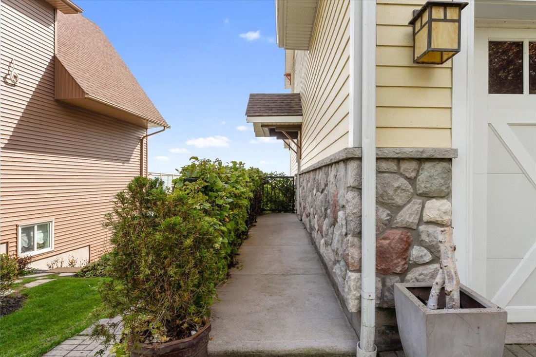House in Fort Erie, Ontario, Canada 5 - 17617567