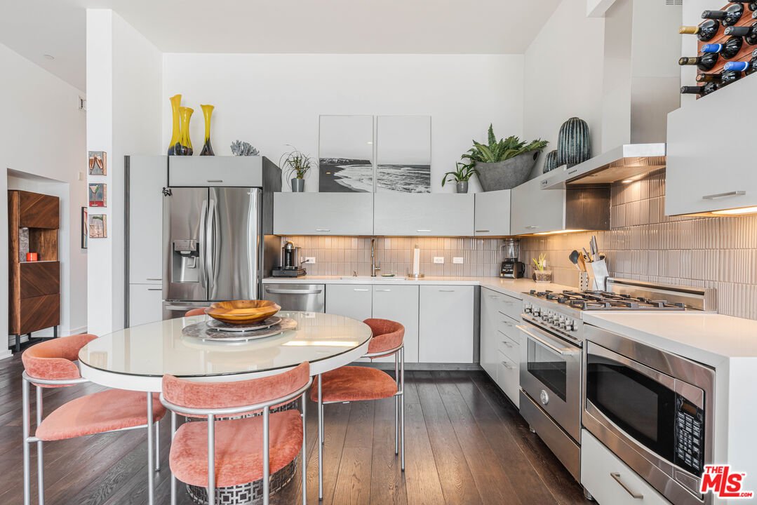 Condo in Los Angeles, California, United States 5 - 17617055