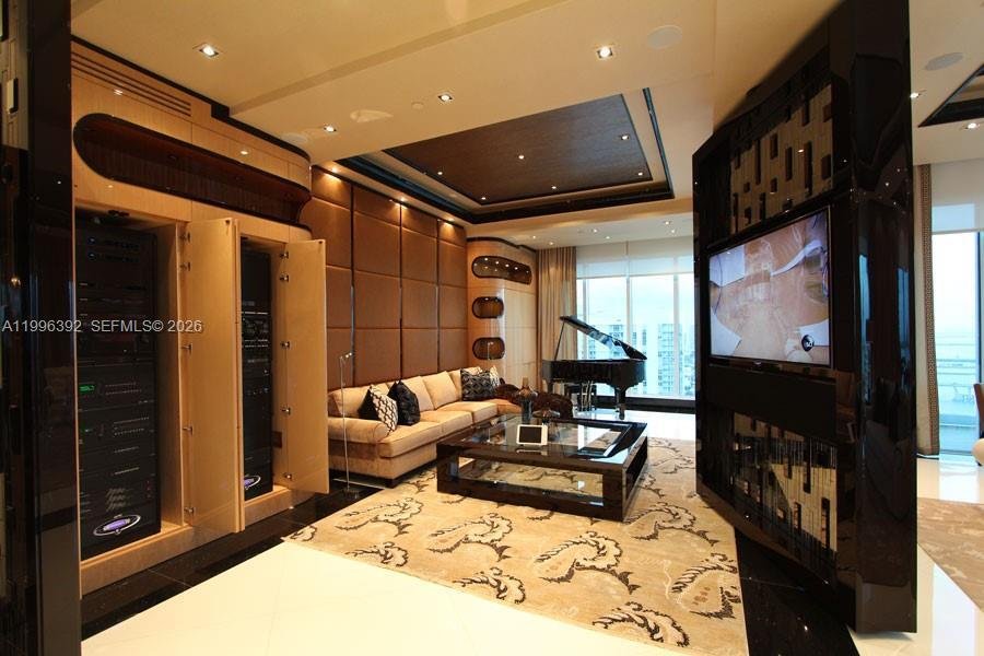Condo in Miami, Florida, United States 4 - 17616971