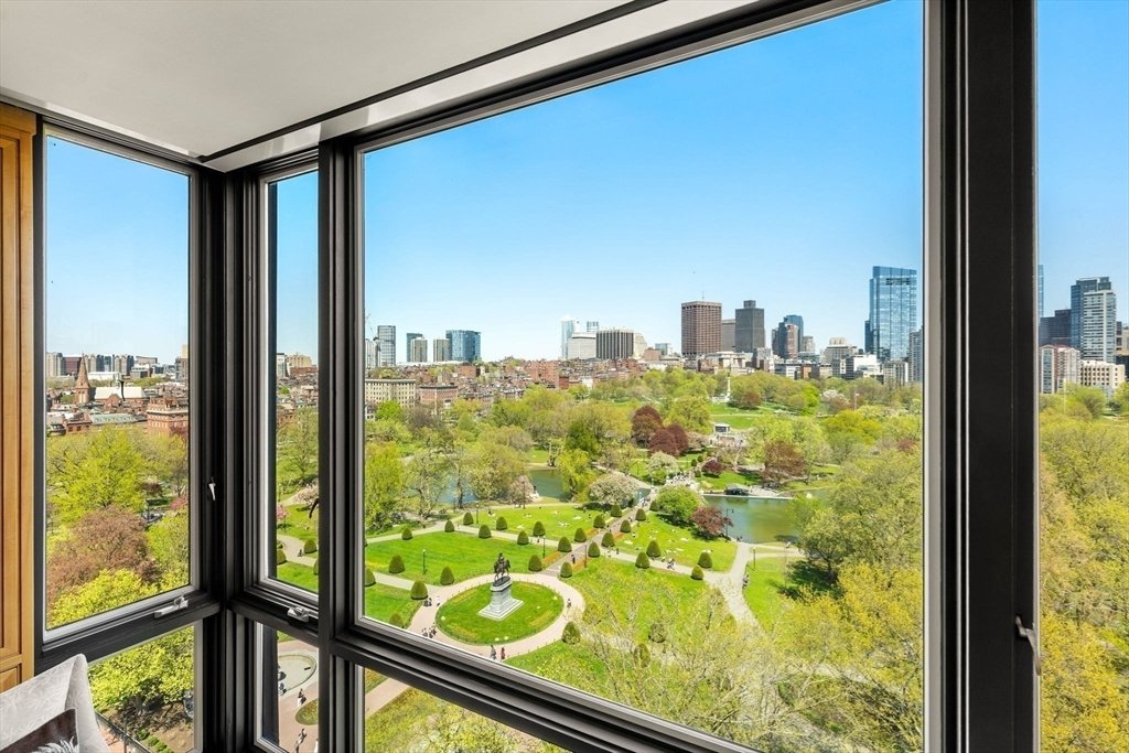 Condo in Boston, Massachusetts, United States 4 - 17617687