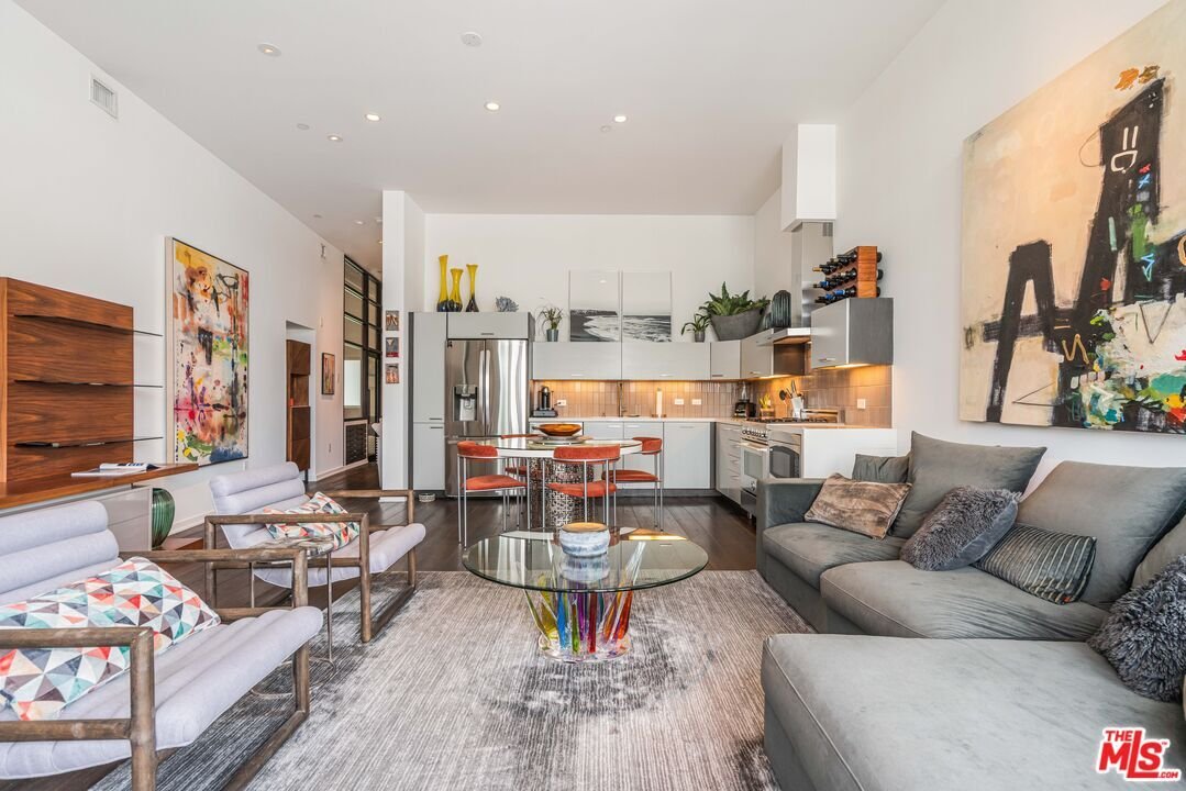 Condo in Los Angeles, California, United States 1 - 17617055