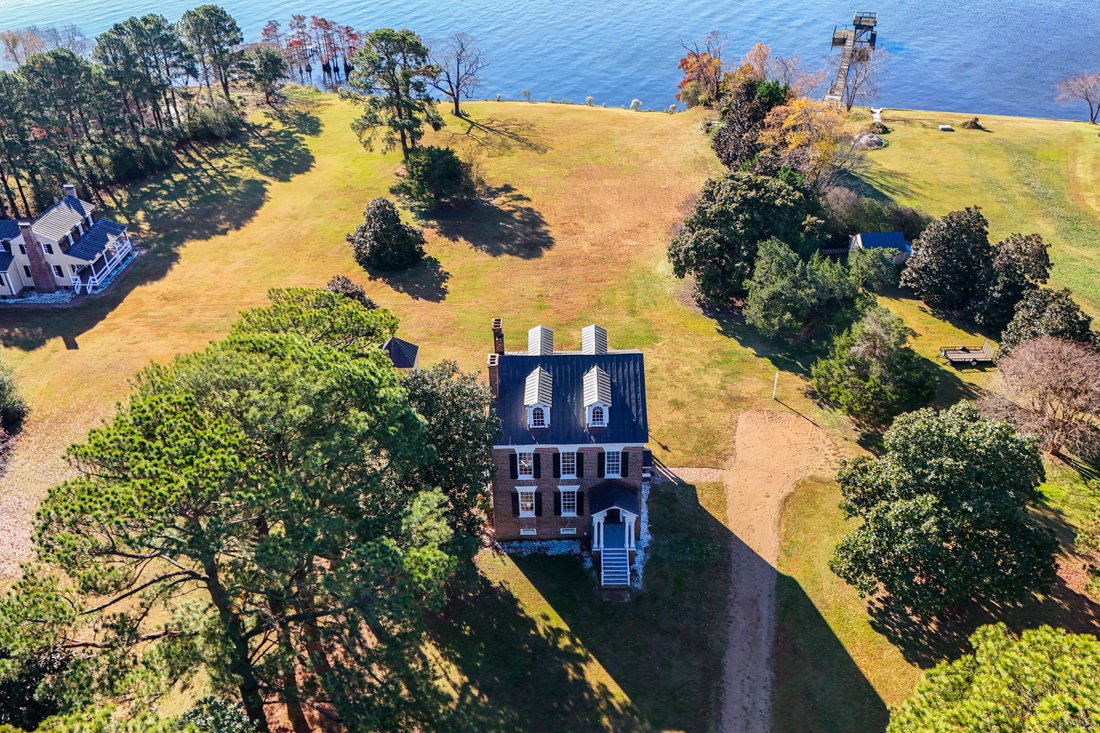 Edenton, North Carolina, United States 1 - 17617616