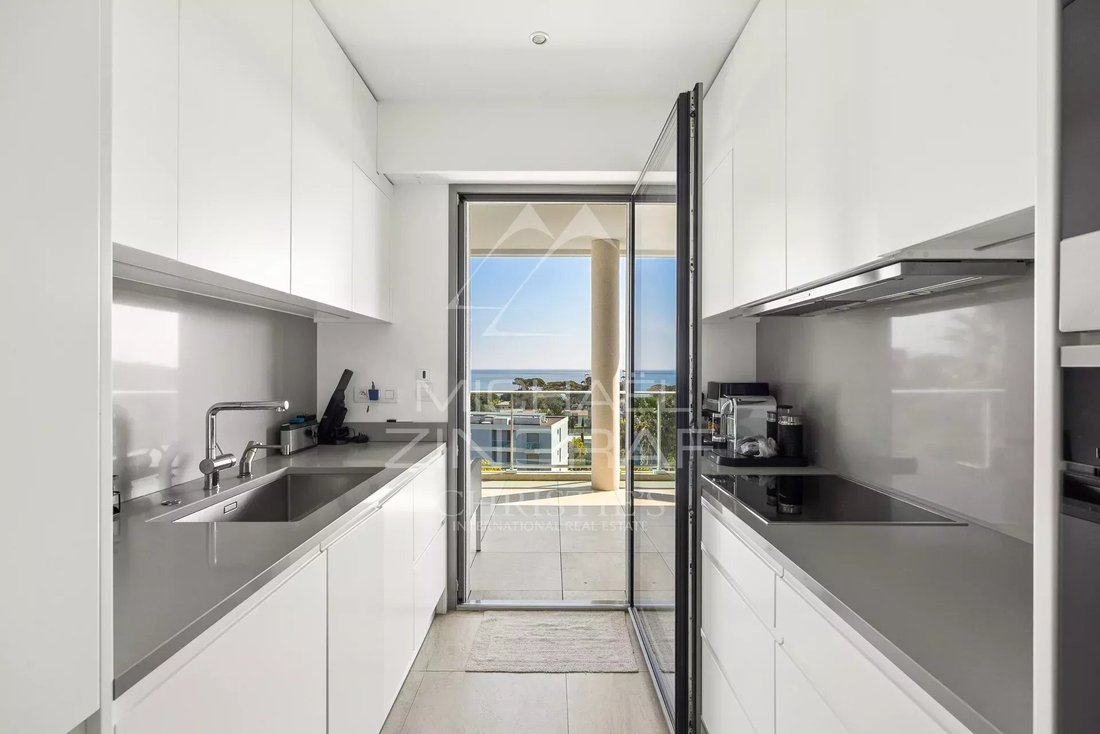 Apartment in Antibes, Provence-Alpes-Côte d'Azur, France 4 - 17616885