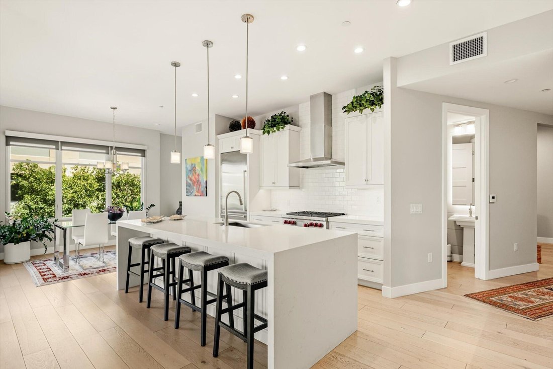 Scottsdale, Arizona, United States 5 - 17617403
