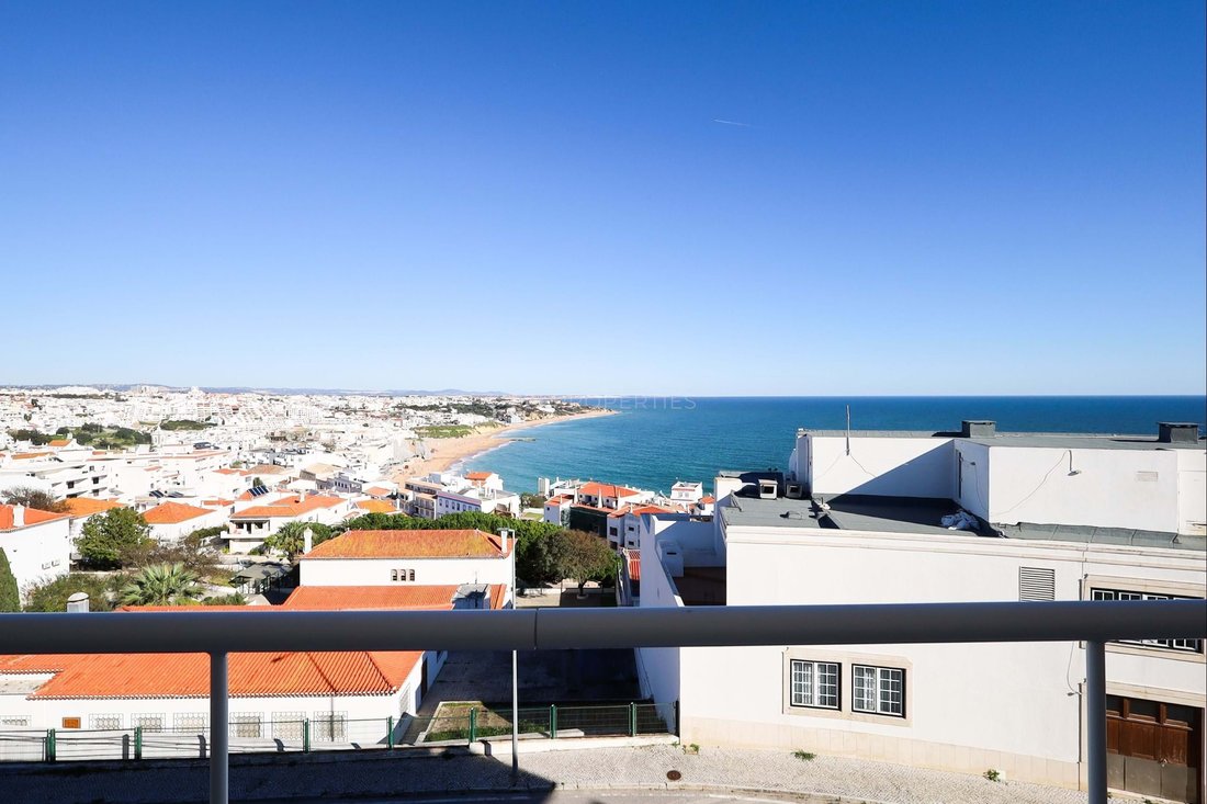 Apartment in Praia dos Pescadores, Olhos de Agua, Portugal 2 - 17617525