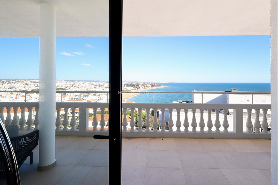 Apartment in Praia dos Pescadores, Olhos de Agua, Portugal 3 - 17617525