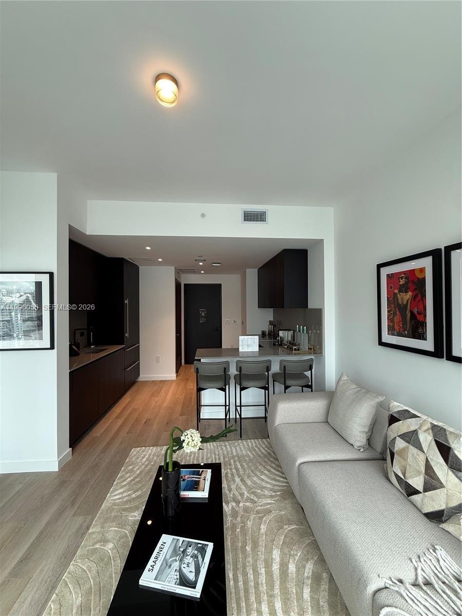 Condo in Miami, Florida, United States 3 - 17617002
