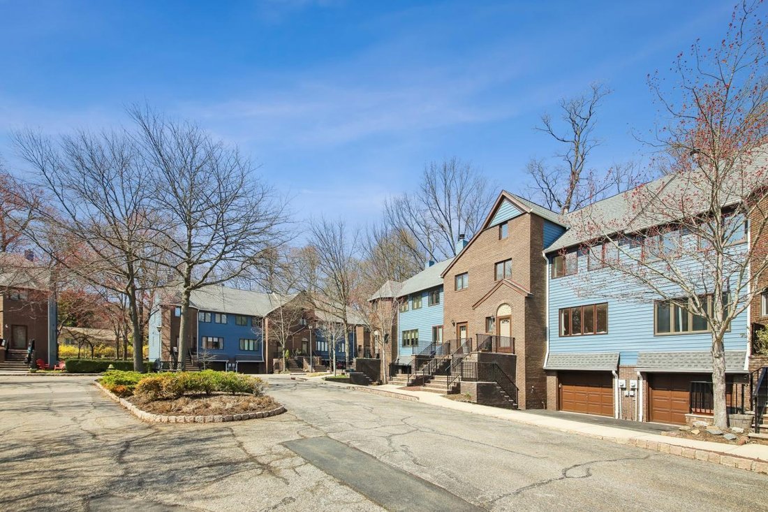 House in South Orange, New Jersey, United States 2 - 17616921