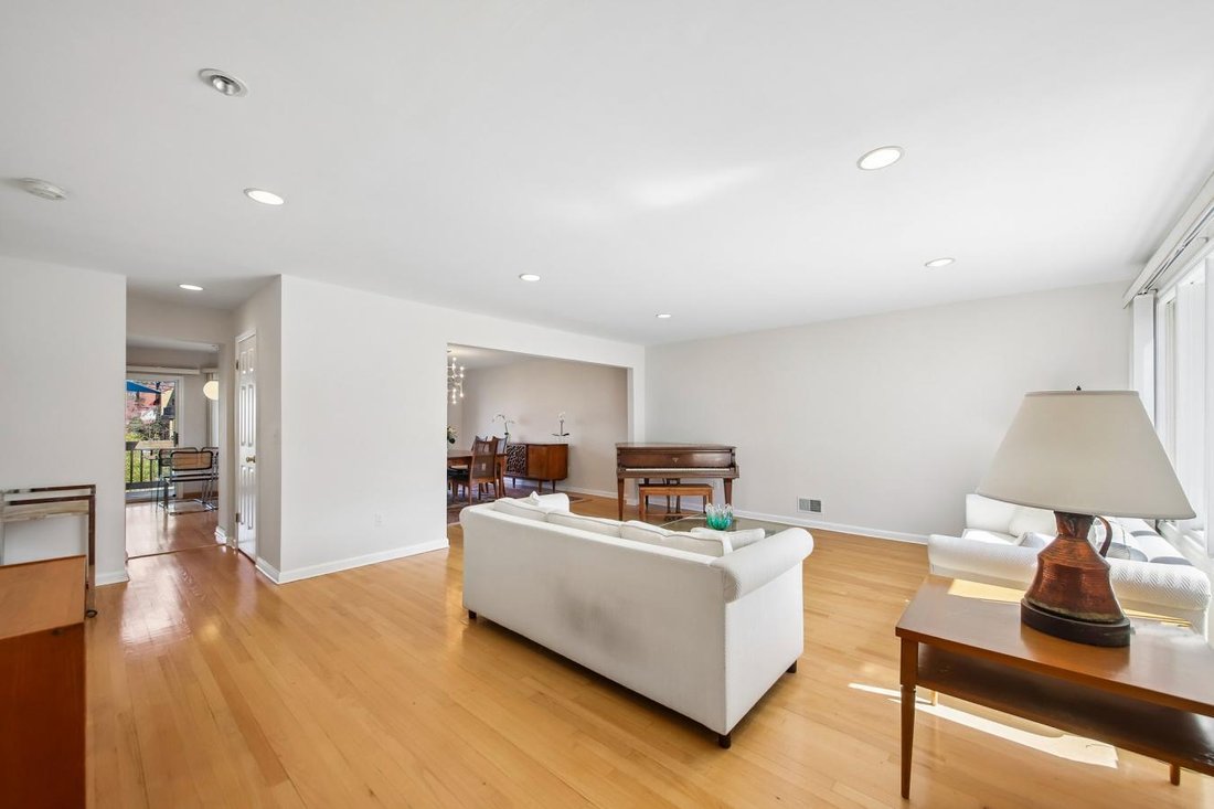 House in South Orange, New Jersey, United States 4 - 17616921