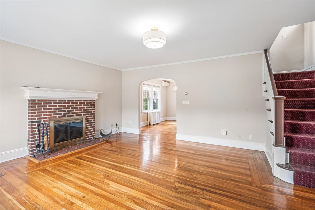 House in New York, New York, United States 3 - 17617693