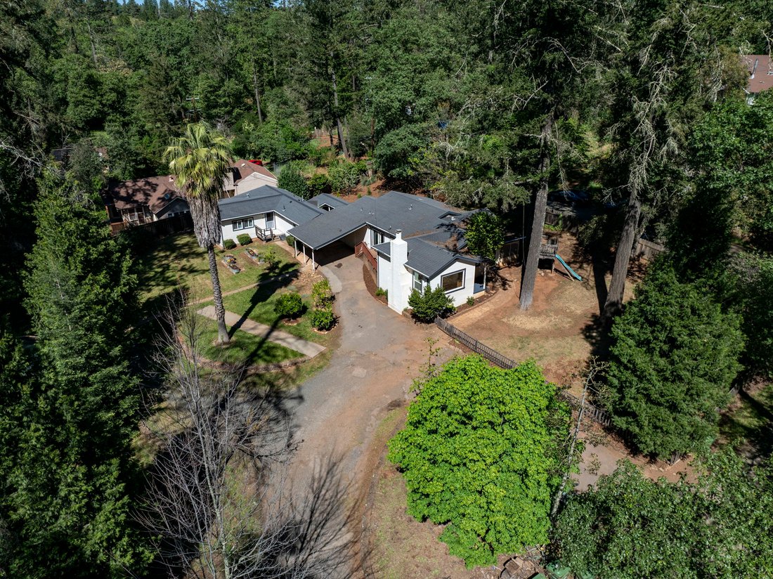 Casa a Angwin, California, Stati Uniti 1 - 17617485