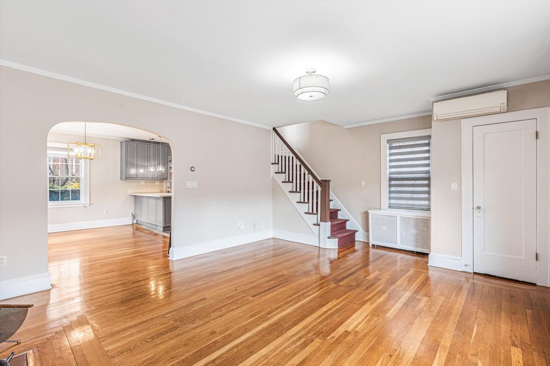 House in New York, New York, United States 4 - 17617693