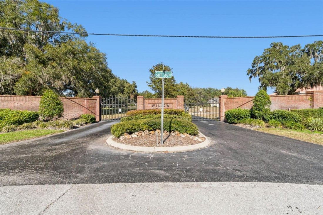 House in Dade City, Florida, United States 3 - 17616923