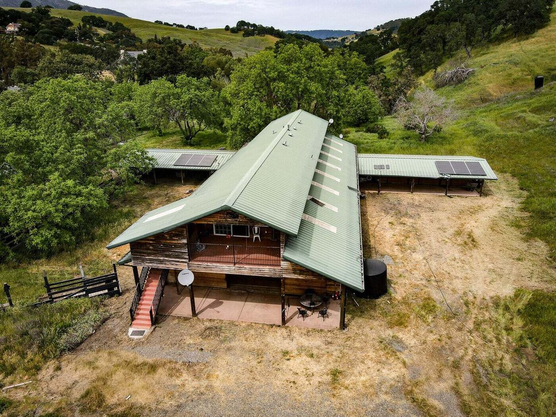 Farm Ranch in Clayton, California, United States 1 - 17616901
