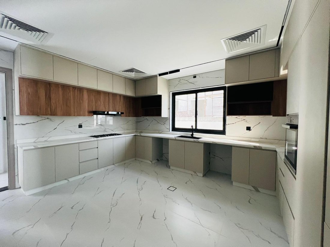Villa in Al Furjan, Dubai, United Arab Emirates 3 - 17617719