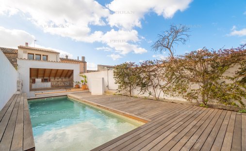 House in Campanet, Balearic Islands, Spain 1