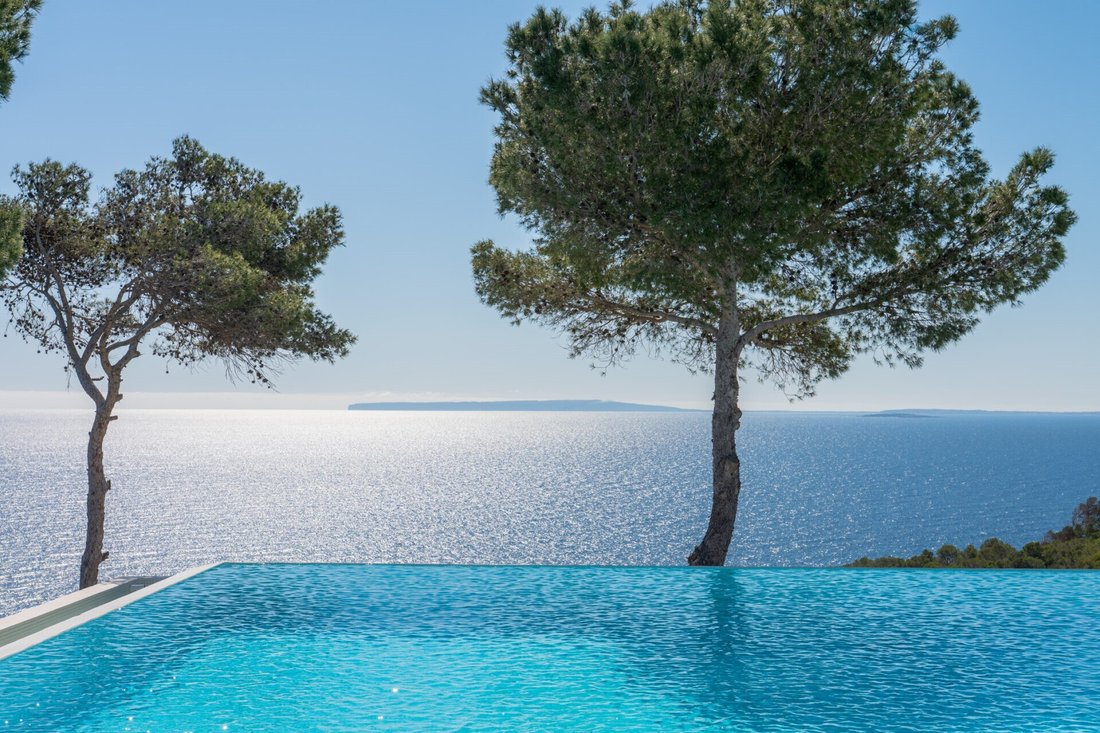 Villa in Cap Martinet, Santa Eularia des Riu, Balearic Islands 4 - 17617738