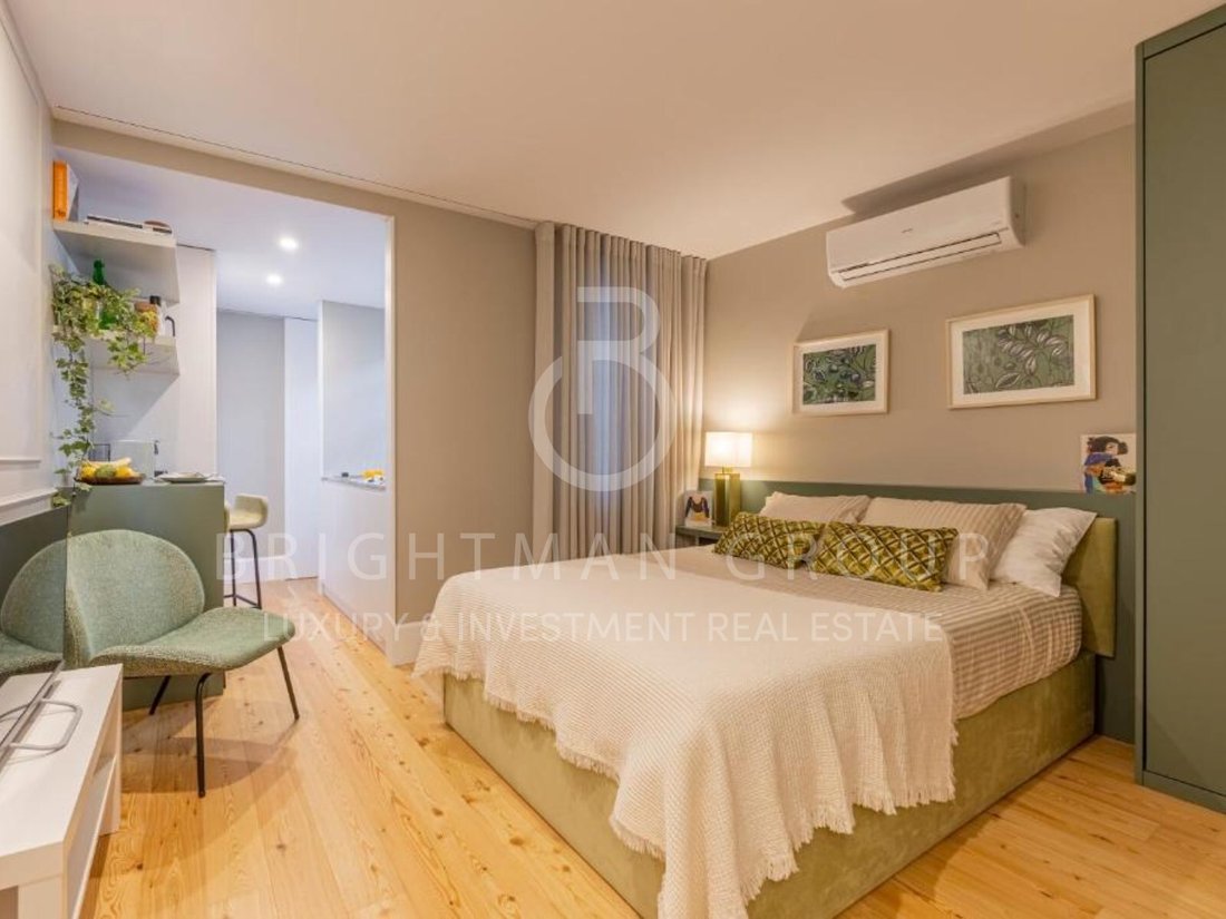 Apartment in Cedofeita, Santo Ildefonso, Se, Miragaia, Sao Nicolau e Vitoria, Porto District, Portugal 2 - 17617747