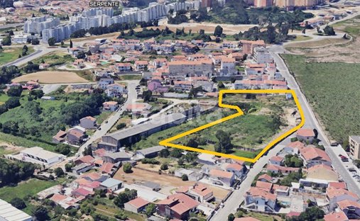 Land in Vilar de Andorinho, Distrikt Porto, Portugal 1