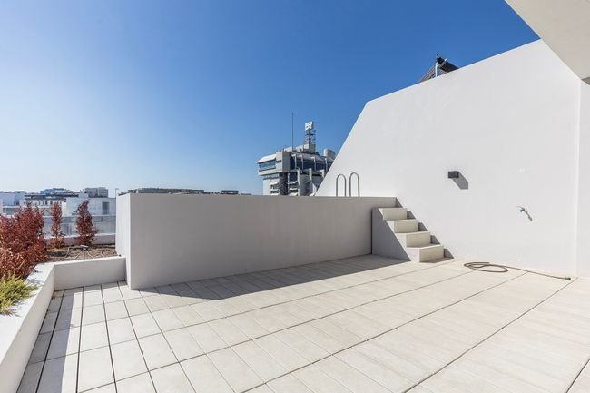 Apartment in Avenidas Novas, Lisbon, Portugal 3 - 17617902