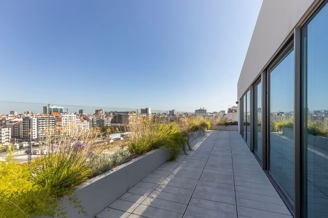 Apartment in Avenidas Novas, Lisbon, Portugal 1 - 17617902