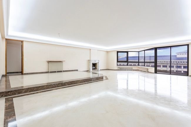 Apartment in Areeiro, Lisbon, Portugal 2 - 17617927