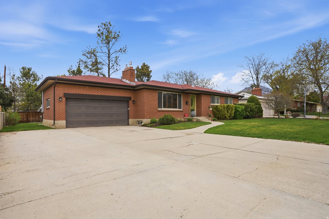 House in Holladay, Utah, United States 2 - 17618113