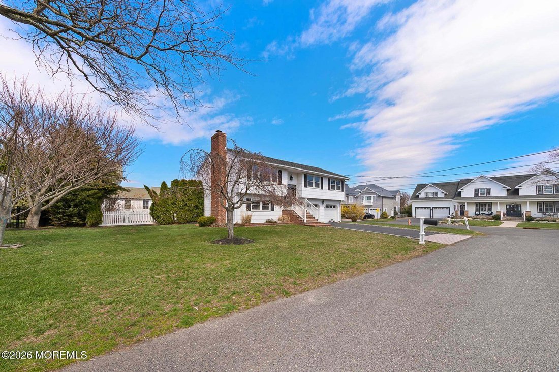 House in Monmouth Beach, New Jersey, United States 2 - 17617932