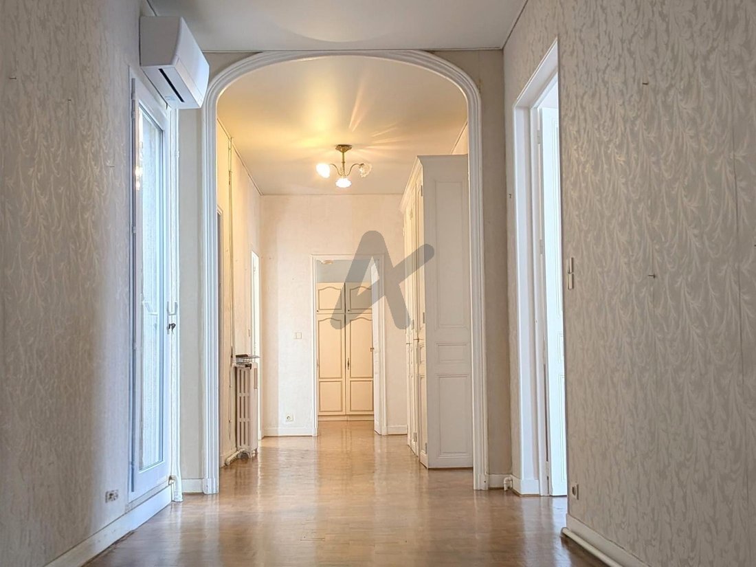 Apartment in Pointe Rouge, 8e Arrondissement, Marseille 3 - 17619249
