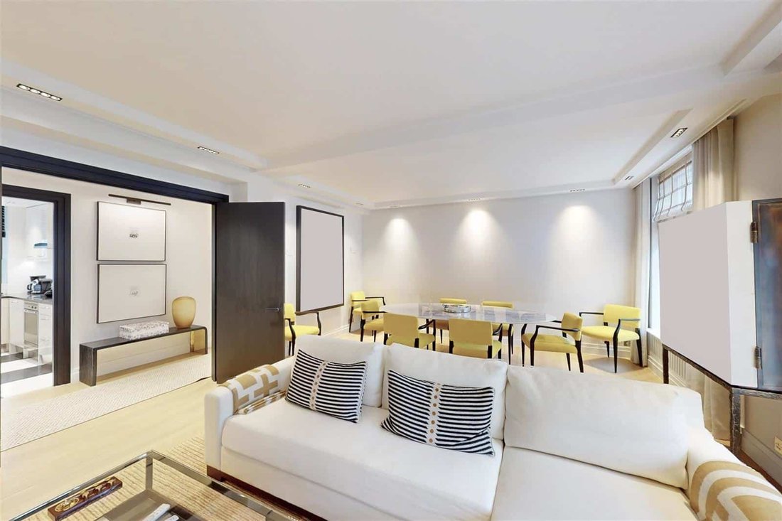 Apartment in Belgravia, Westminster, England 2 - 17618188