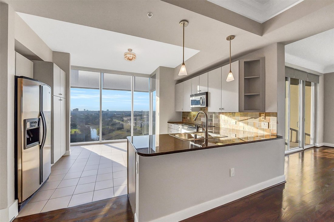 Condo in Houston, Texas, United States 5 - 17618703