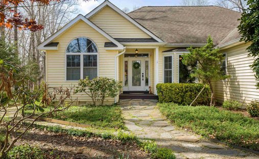 House in Lake Monticello, Virginia, United States 1