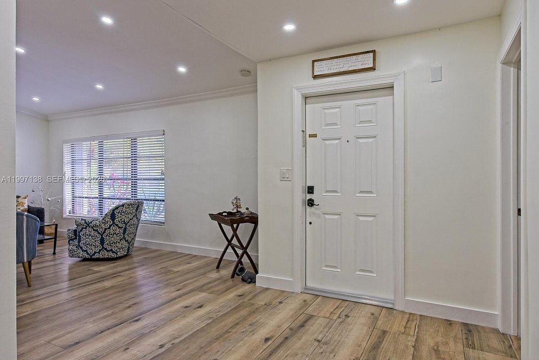 House in Miami, Florida, United States 2 - 17618474