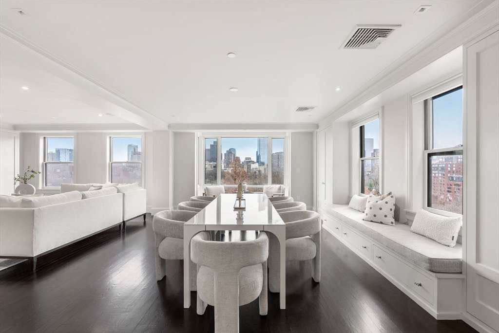 Condo in Boston, Massachusetts, United States 5 - 17618969