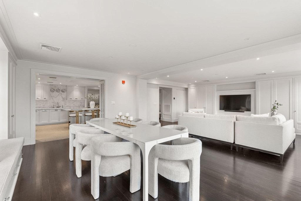 Condo in Boston, Massachusetts, United States 4 - 17618969