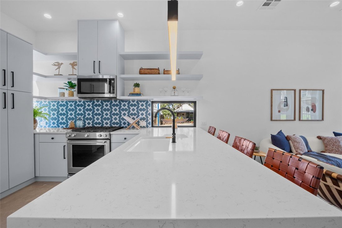 House in Austin, Texas, United States 2 - 17618325