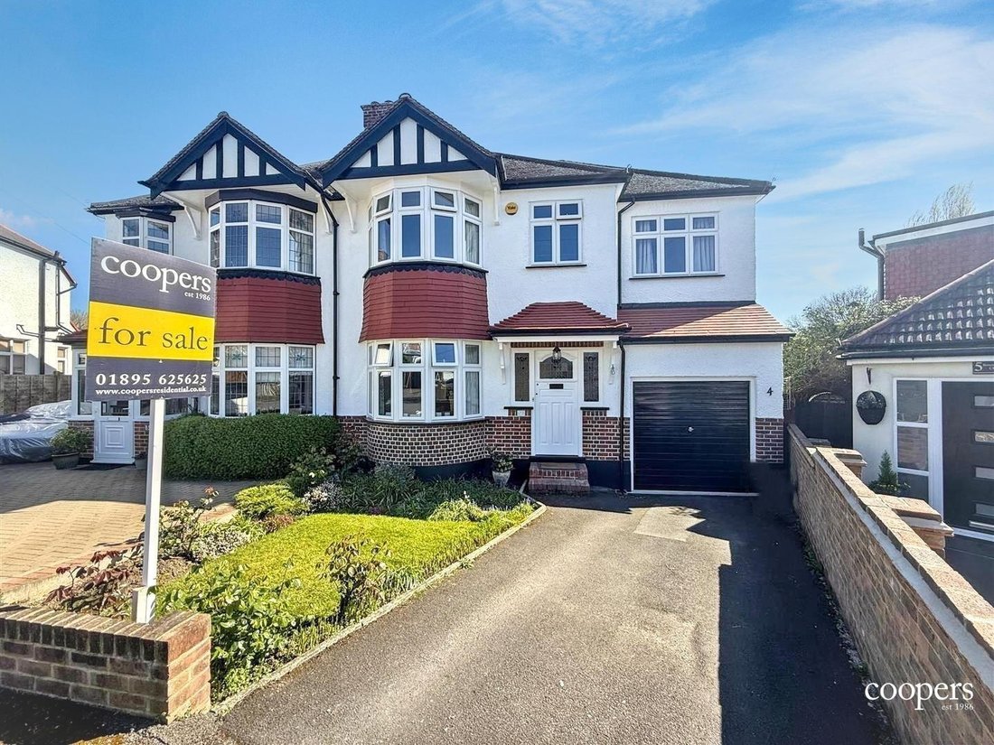 Casa a Ruislip, Inghilterra, Regno Unito 1 - 17618227