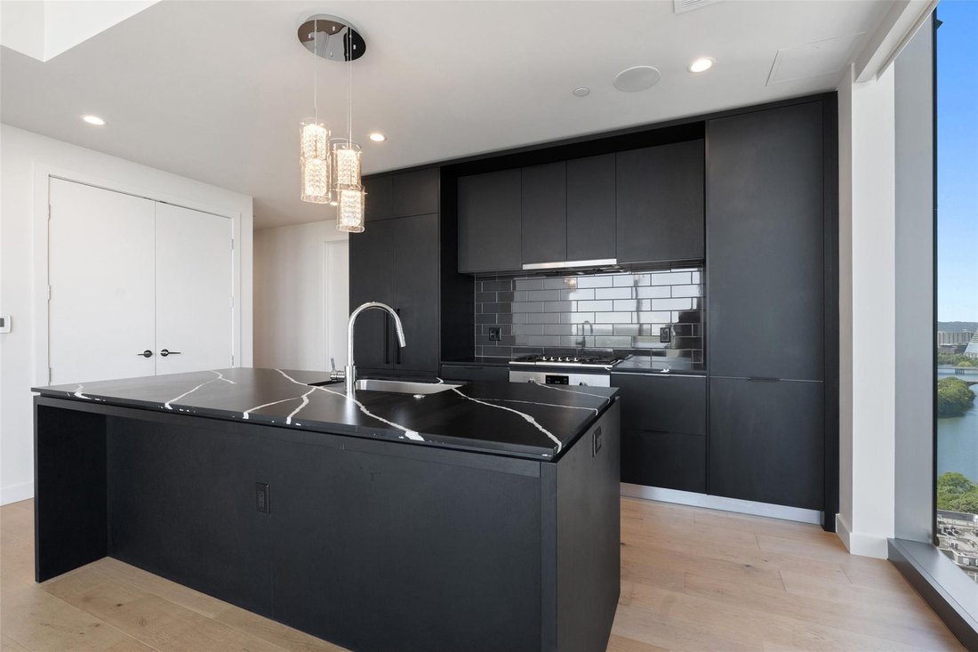 Condo in Austin, Texas, United States 4 - 17618334