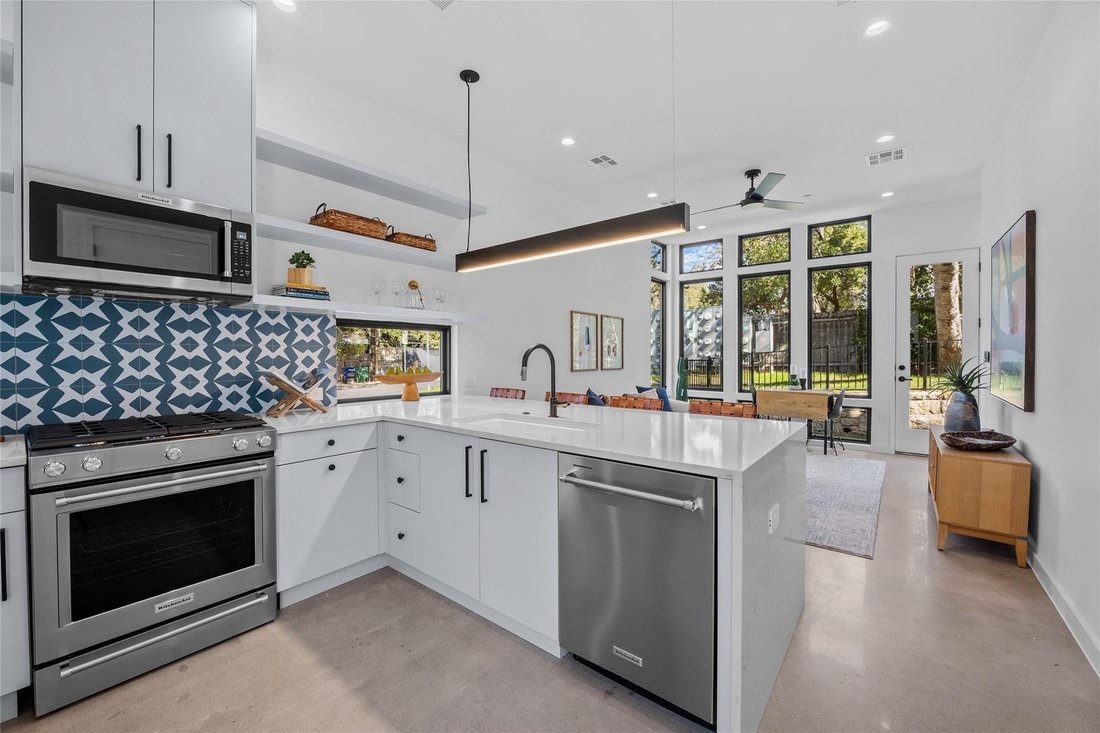 House in Austin, Texas, United States 4 - 17618325