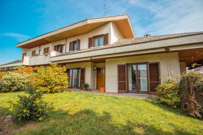 Villa à Robecchetto con Induno, Lombardie, Italie 3 - 17618242